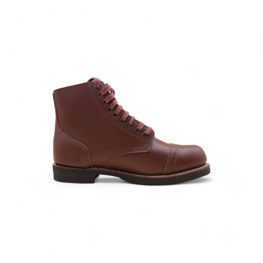 Service shoes