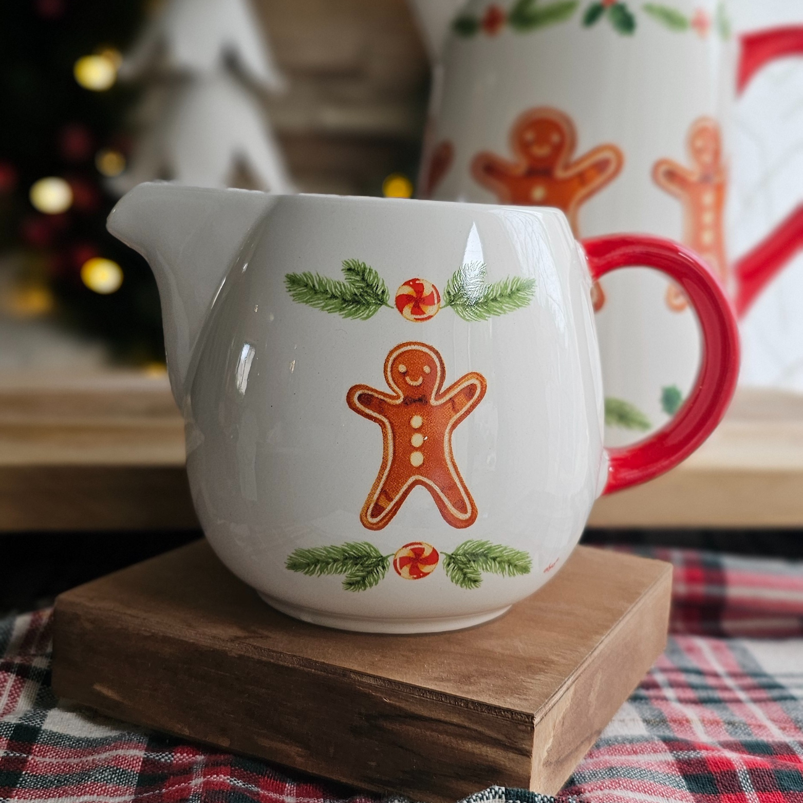 Black and Red Christmas Market Logo.zip - 8