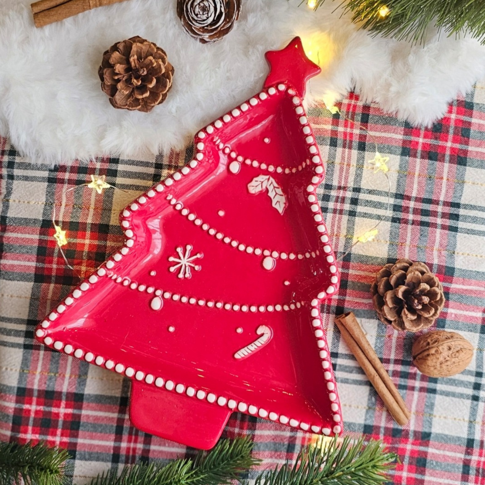 Black and Red Christmas Market Logo.zip - 22