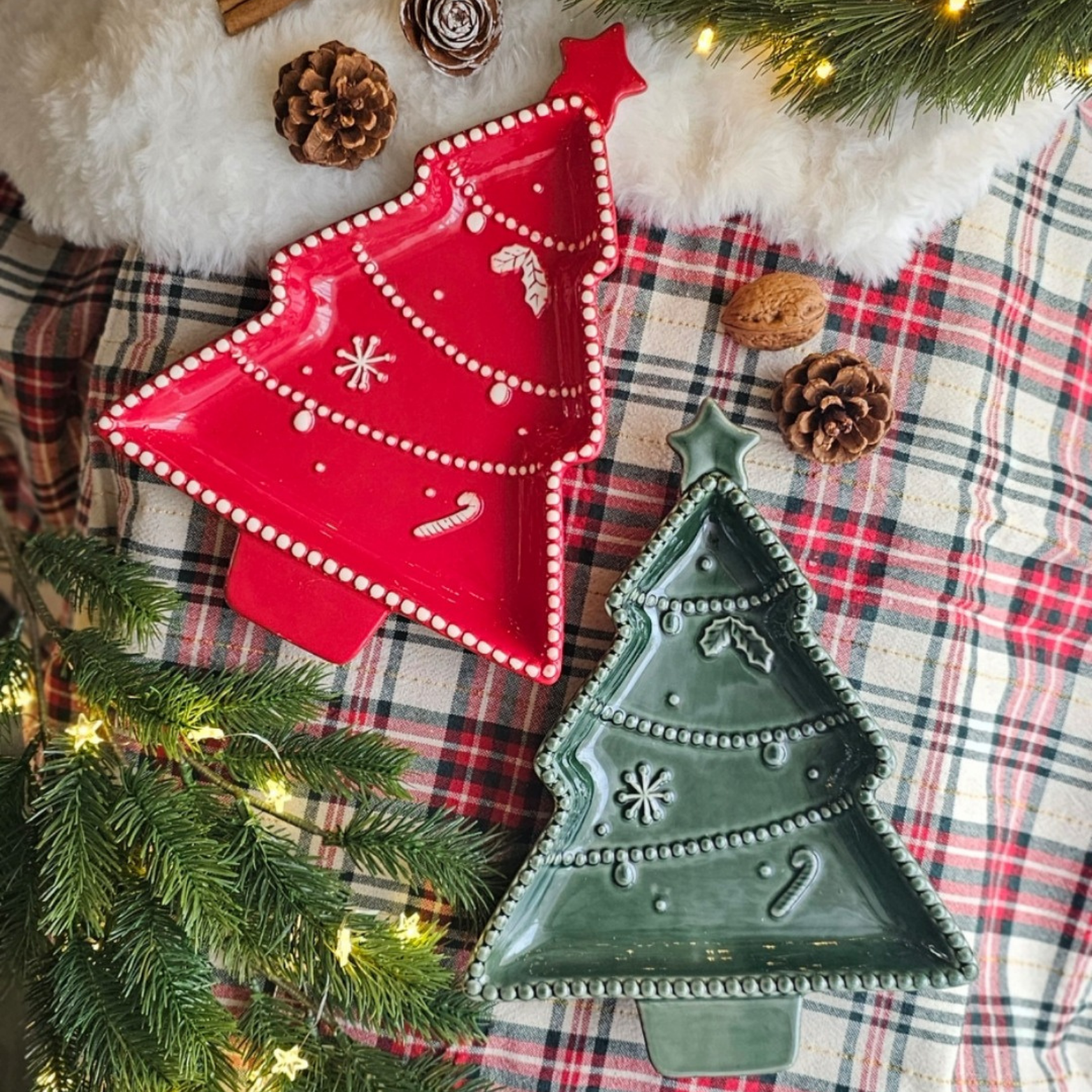Black and Red Christmas Market Logo.zip - 21