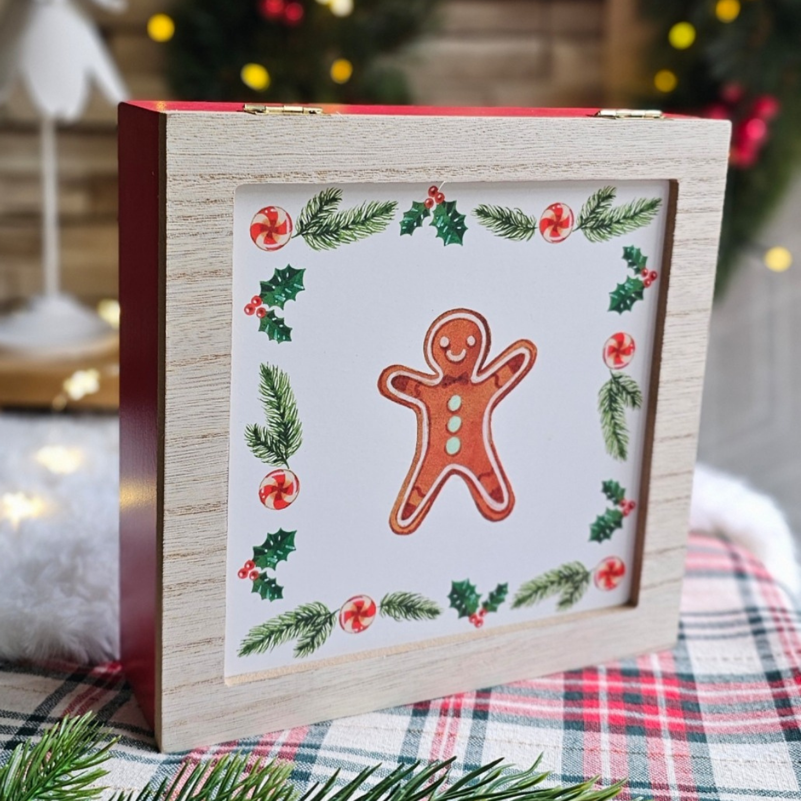 Black and Red Christmas Market Logo.zip - 39