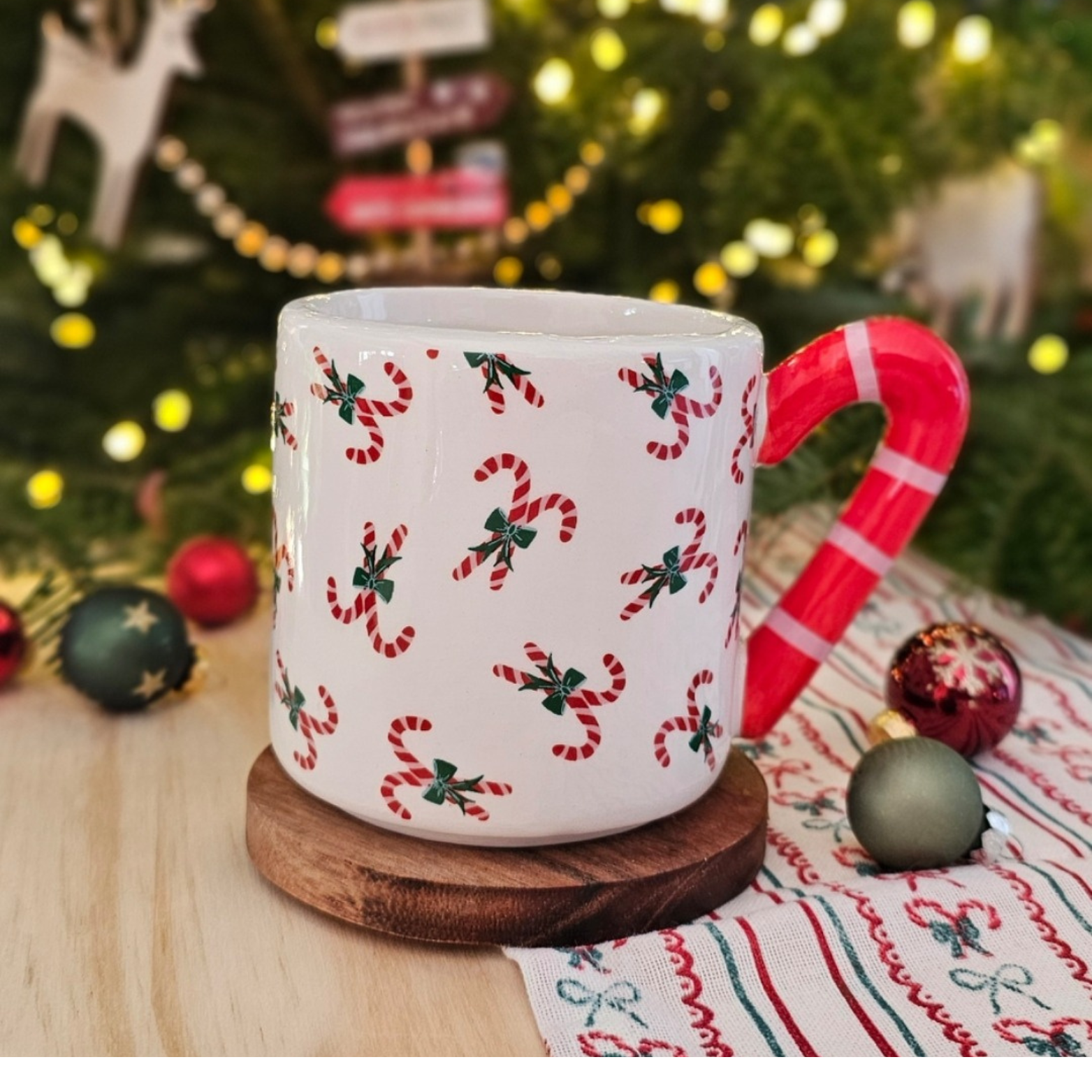 Black and Red Christmas Market Logo - 12