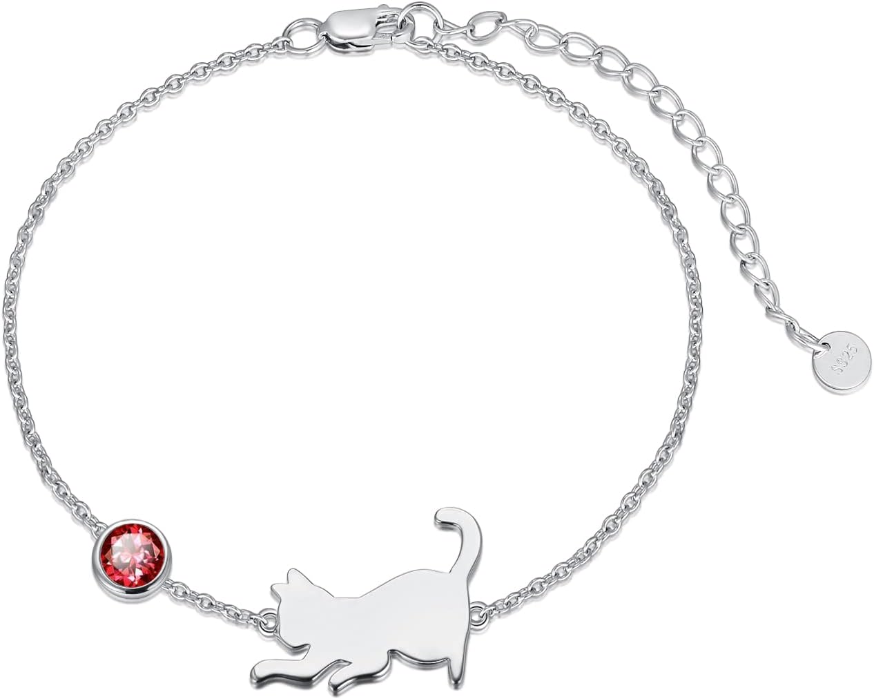 Zoom sur la finition polie et les gravures raffinées du pendentif