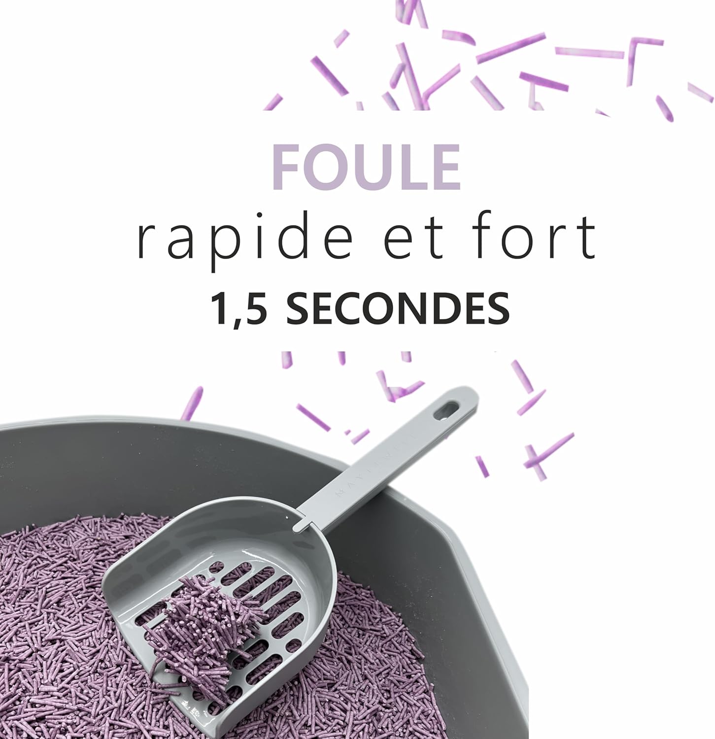 Chat utilisant une litière de tofu biodégradable HAPPY MEOW.