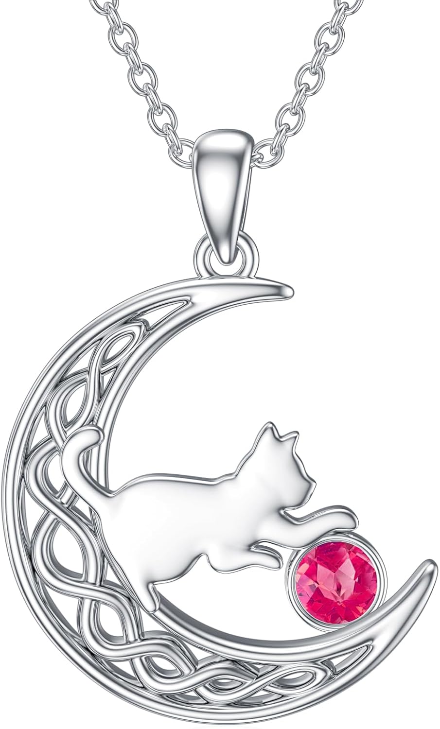 Gros plan du pendentif chat argent avec pierre de lune intégrée.
