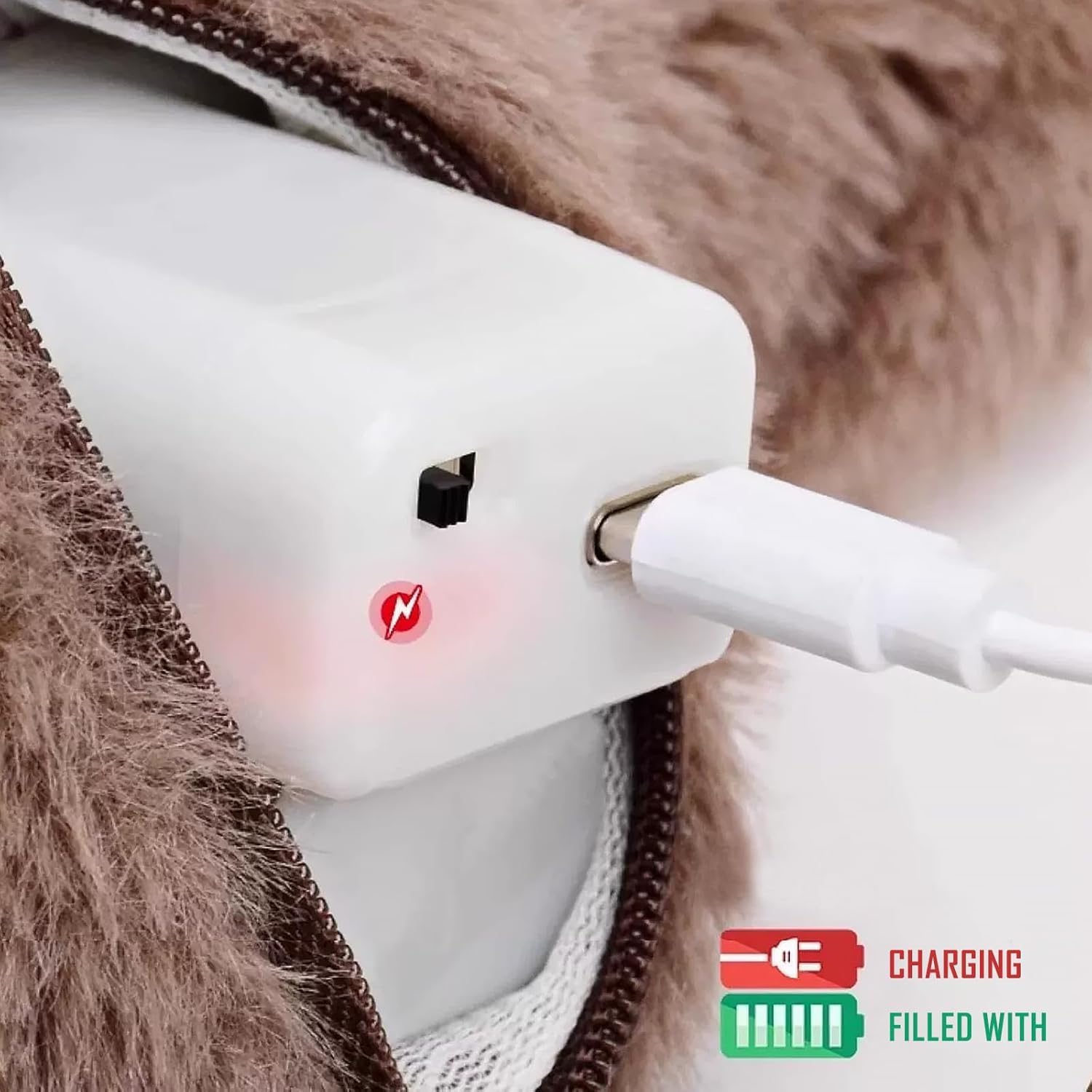 Oiseau jouet chat interactif design raffiné ailes battantes premium.