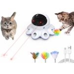 Chat jouant avec le jouet GoldenSun 8 trous en mode automatique