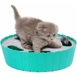 Chaton captivé par la souris interactive Pawaboo