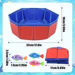 Piscine pour chat Esoes avec jouets aquatiques LED installée dans un salon moderne