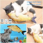 Jouets variés multicolores pour stimuler la chasse du chat