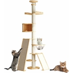 arbre à chat bois clair intérieur moderne
