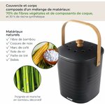 Seau noir avec composition naturelle : fibres de bambou, coques de noix, marc de café, paille de blé