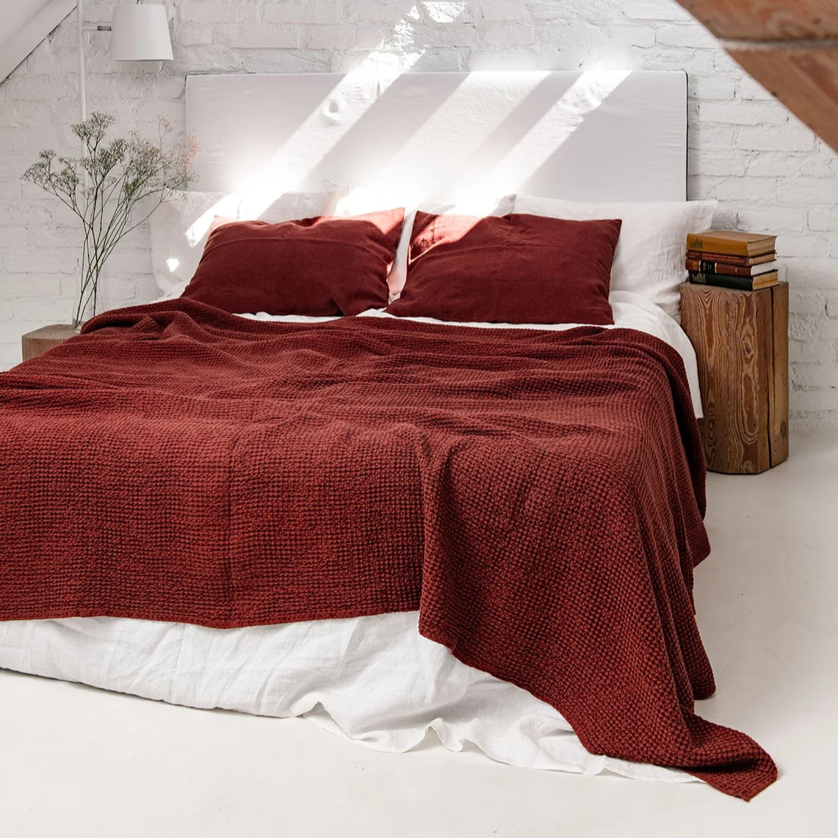 Linen waffle blanket in Terracota