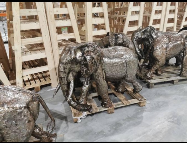 elephant 75cm ou 65cm