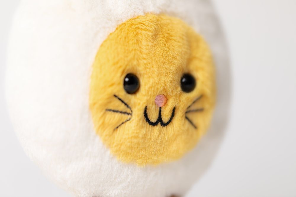 A6BEBN-Amuseables-Bunny-Egg-Neutral-Detail-Shot-2