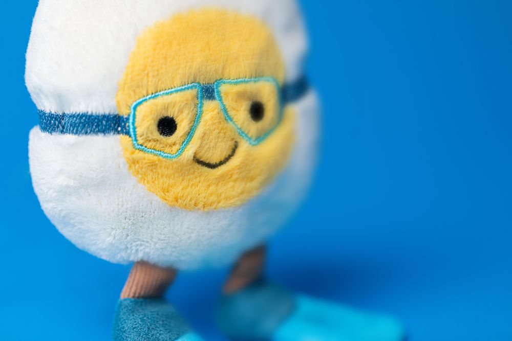 A6BES-Amuseables-Boiled-Egg-Scuba-High-Summer-Blue-Detail-Shot-2