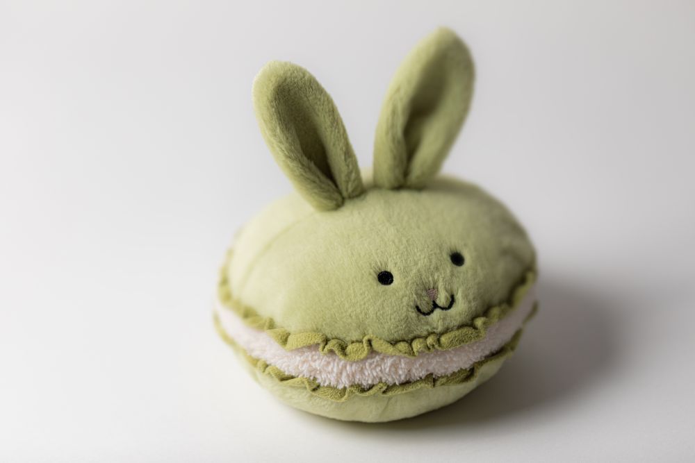 DD3BM-Dainty-Dessert-Bunny-Macaron-Neutral-Detail-Shot-1