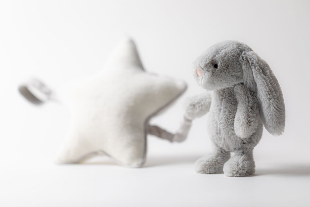 MP4BSL-Bashful-Silver-Bunny-Musical Pull-Neutral-Detail-Shot-1