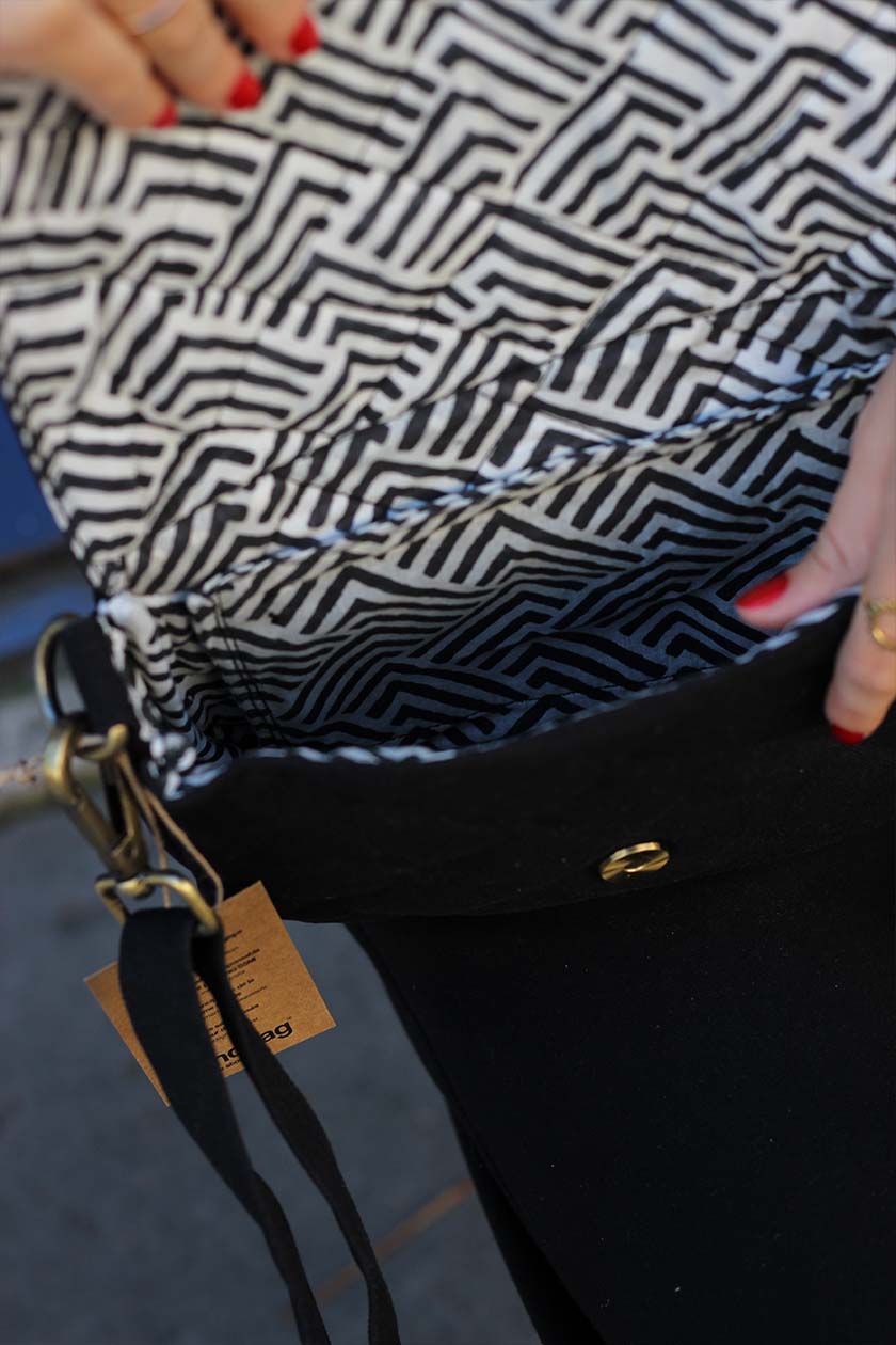 sac-a-main-margault-matelasse-noir-03-interieur-hindbag