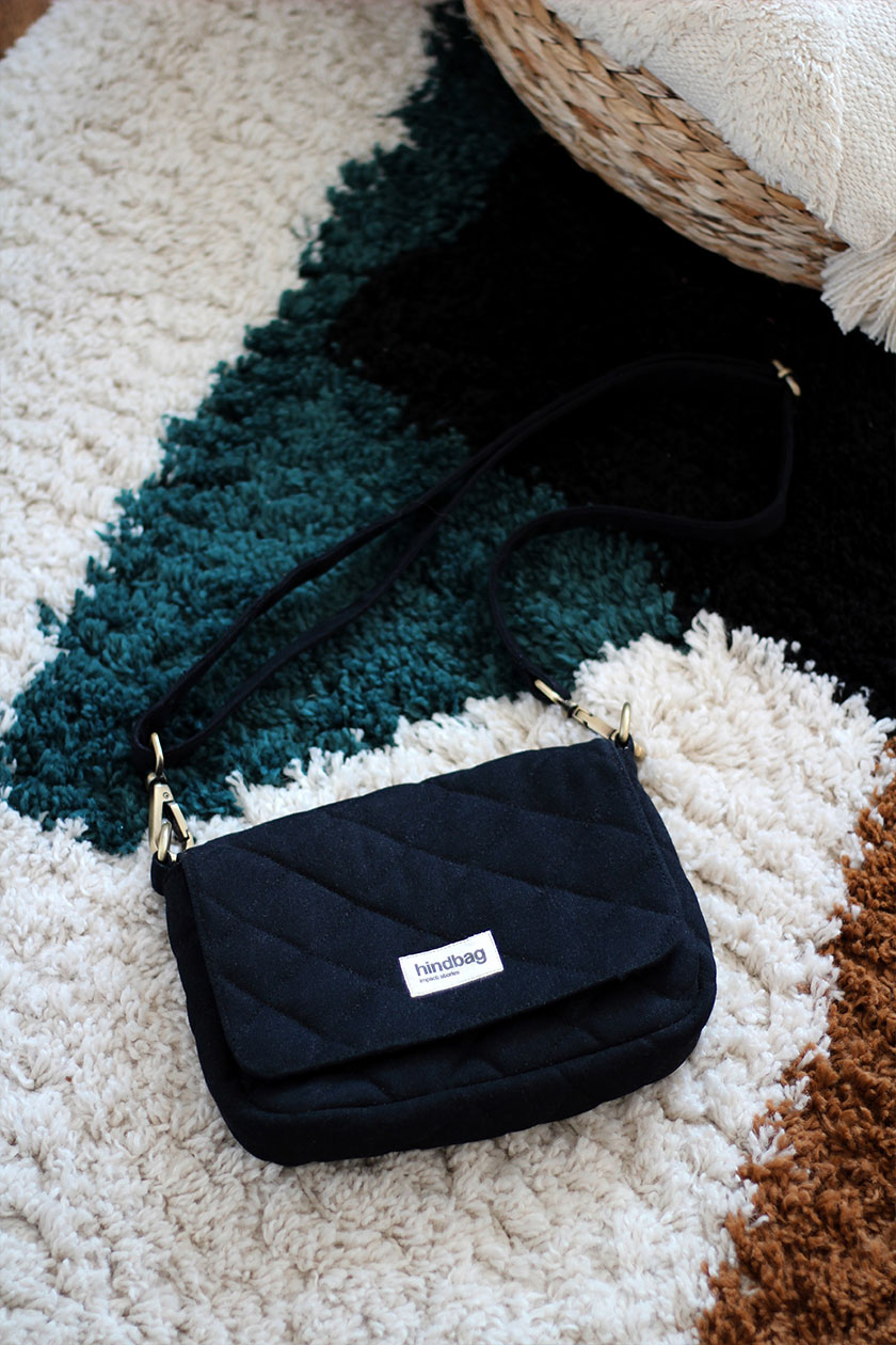 sac-a-main-margault-matelasse-noir-02-hindbag