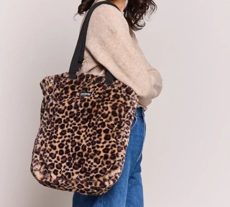 Tote bags