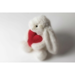 BB3LOVE-Bash-Red-Loveheart-Bunny-Original-Neutral-Detail-Shot 2