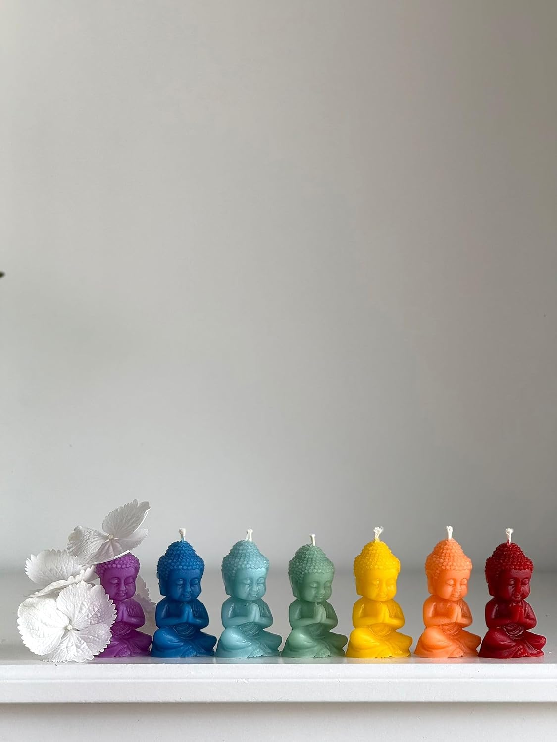 RS Lot de 7 bougies Chakra Bouddha - 100 % cire dabeille - Figurines chakras faites à la main aux couleurs de larc-en-cie 4