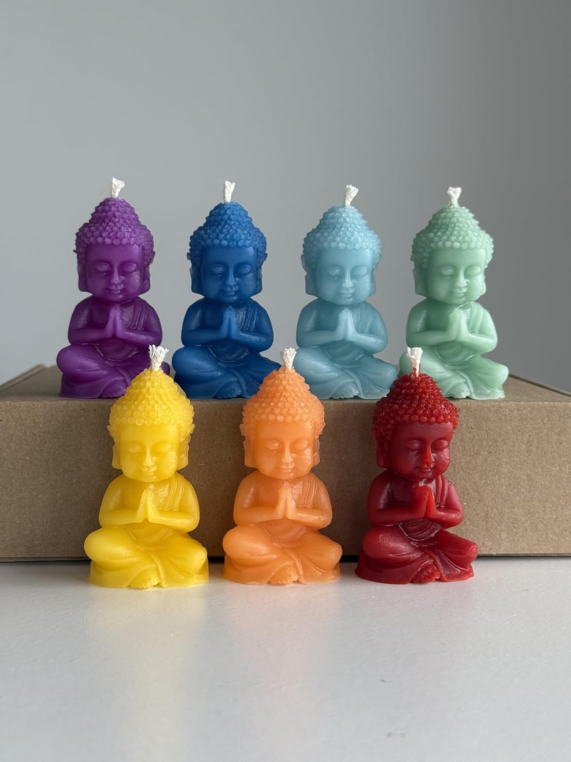 RS Lot de 7 bougies Chakra Bouddha - 100 % cire dabeille - Figurines chakras faites à la main aux couleurs de larc-en-cie 8