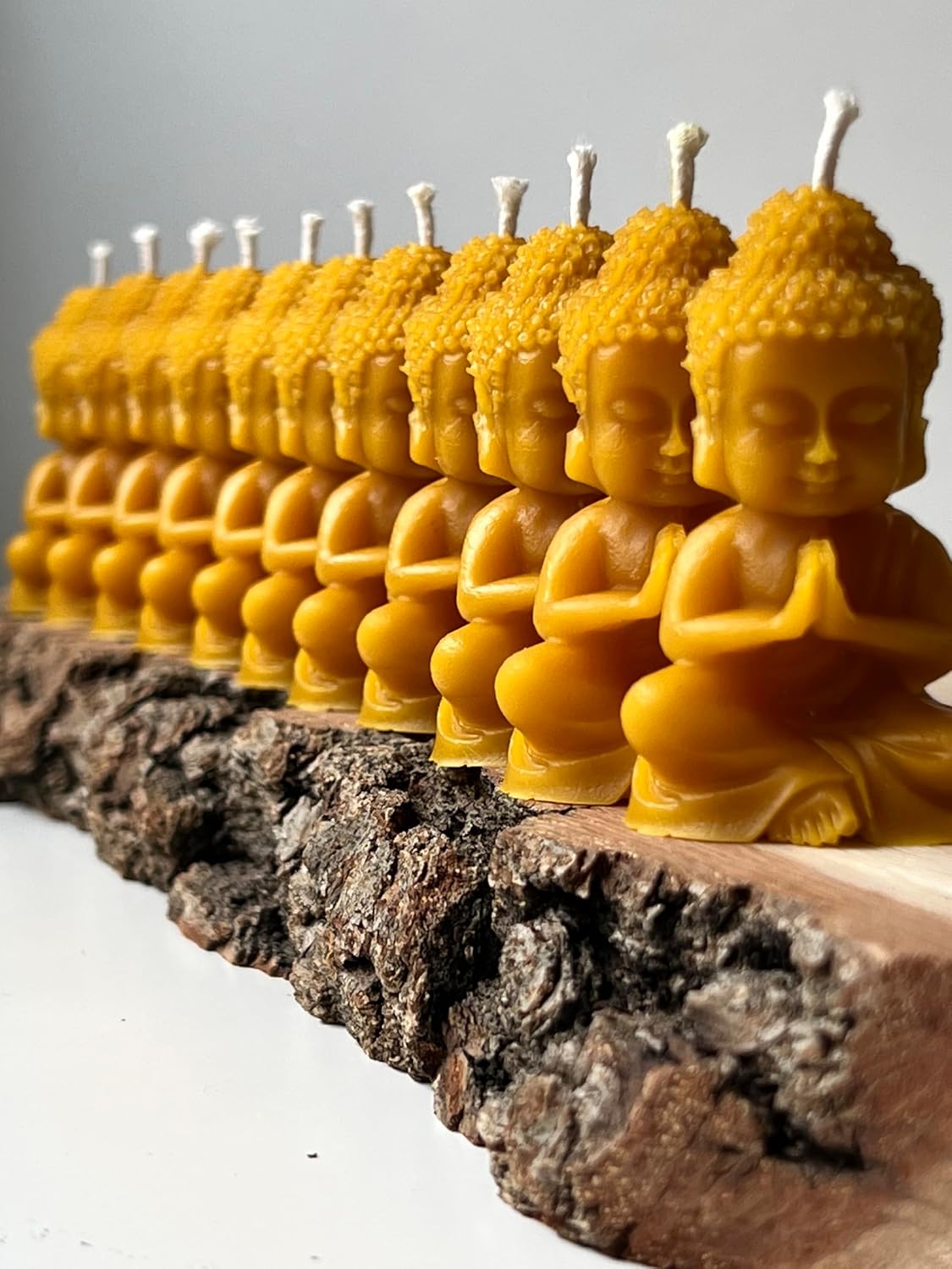 RS Lot de 7 bougies Bouddha - 100 % cire dabeille - Figurines de Bouddha faites à la main en cire naturelle - Pour méditat 5