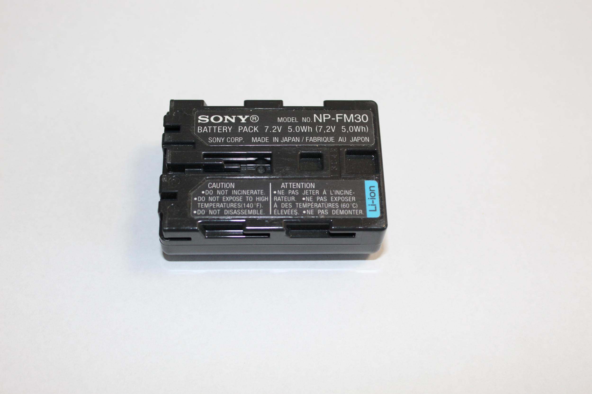 Batterie_NP-FM30
