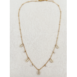Collier Venezia : Cinq petites breloques ovales brillantes et détails ronds suspendus