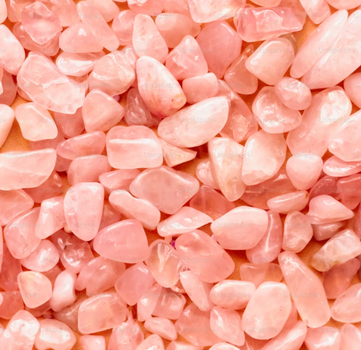 quartz-rose-qualite-A-AA-origine-madagascar-energies-chakras-lithotherapie-teora-apaisement-réconfort-confiance-amour