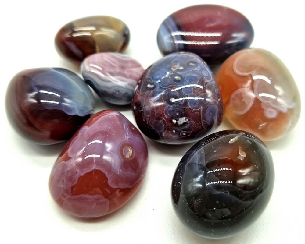 agate-botswana-pierre-roulée-origine-perou-qualité-A-AA- energies-chakras-lithothérapie-teora-equilibre-émotionnel-mental-protection-soutien-adaptation-renouveau-bonheur