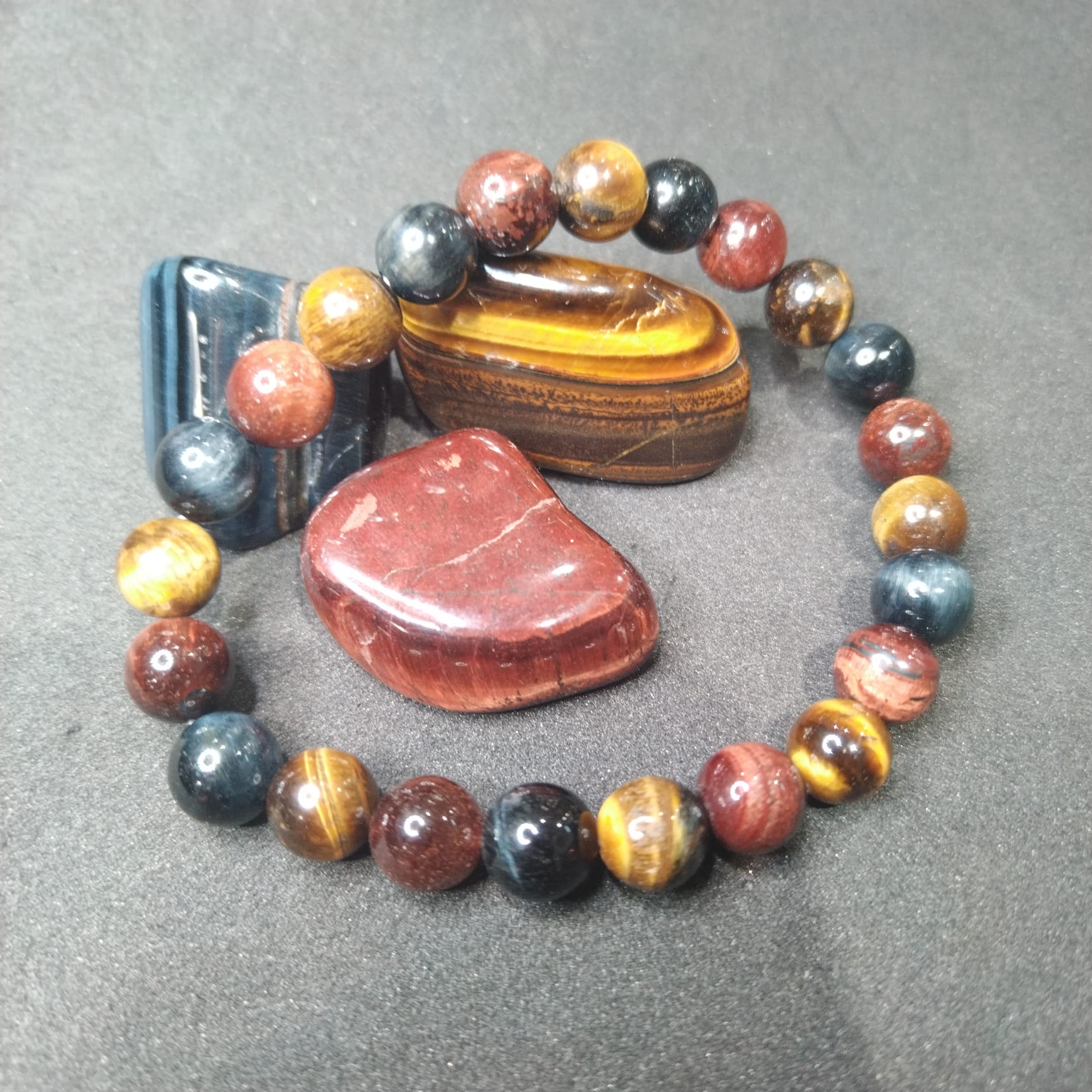 bracelet-creation-te-ora-protection-soutien-litho-lithothérapie-oeil-tigre-taureau-faucon-3