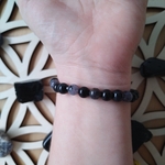 bracelet-nouvelle-lune-creation-teora-lithotherapie-energies-personnalisées-8mm-perles-obsidienne-iolite-oeil-de-faucon-intuition-harmonie-4 - Copie