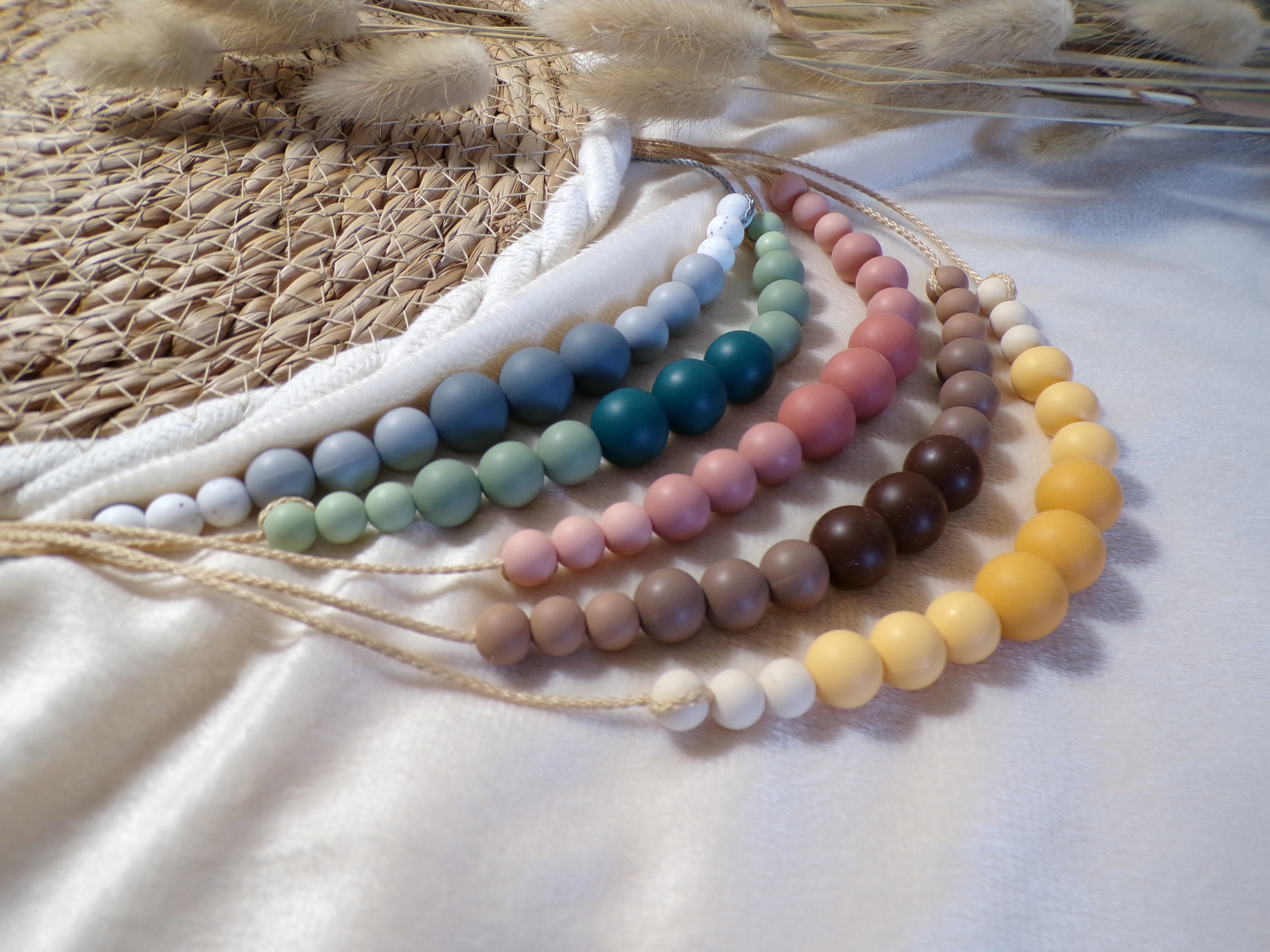 Collier femme silicone - Bijoux maternité - Collection Ondine Ligne Vague