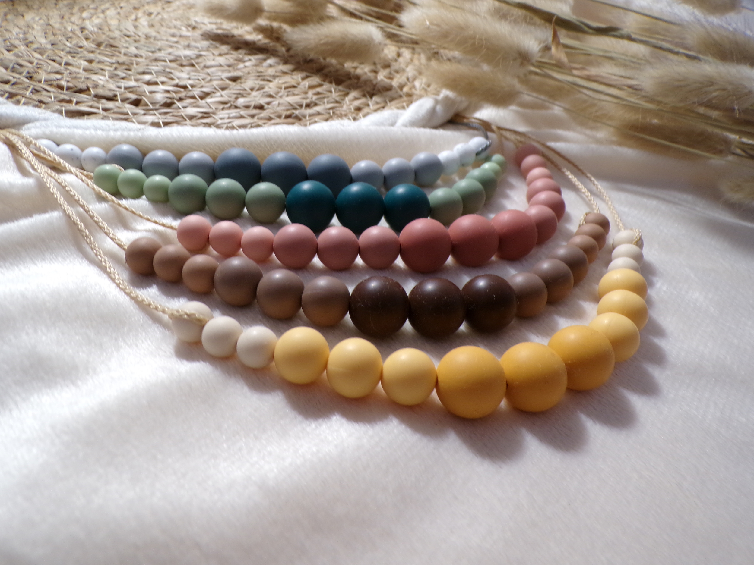Colliers femme silicone - Collier allaitement portage - Collection Ondine Ligne Vague