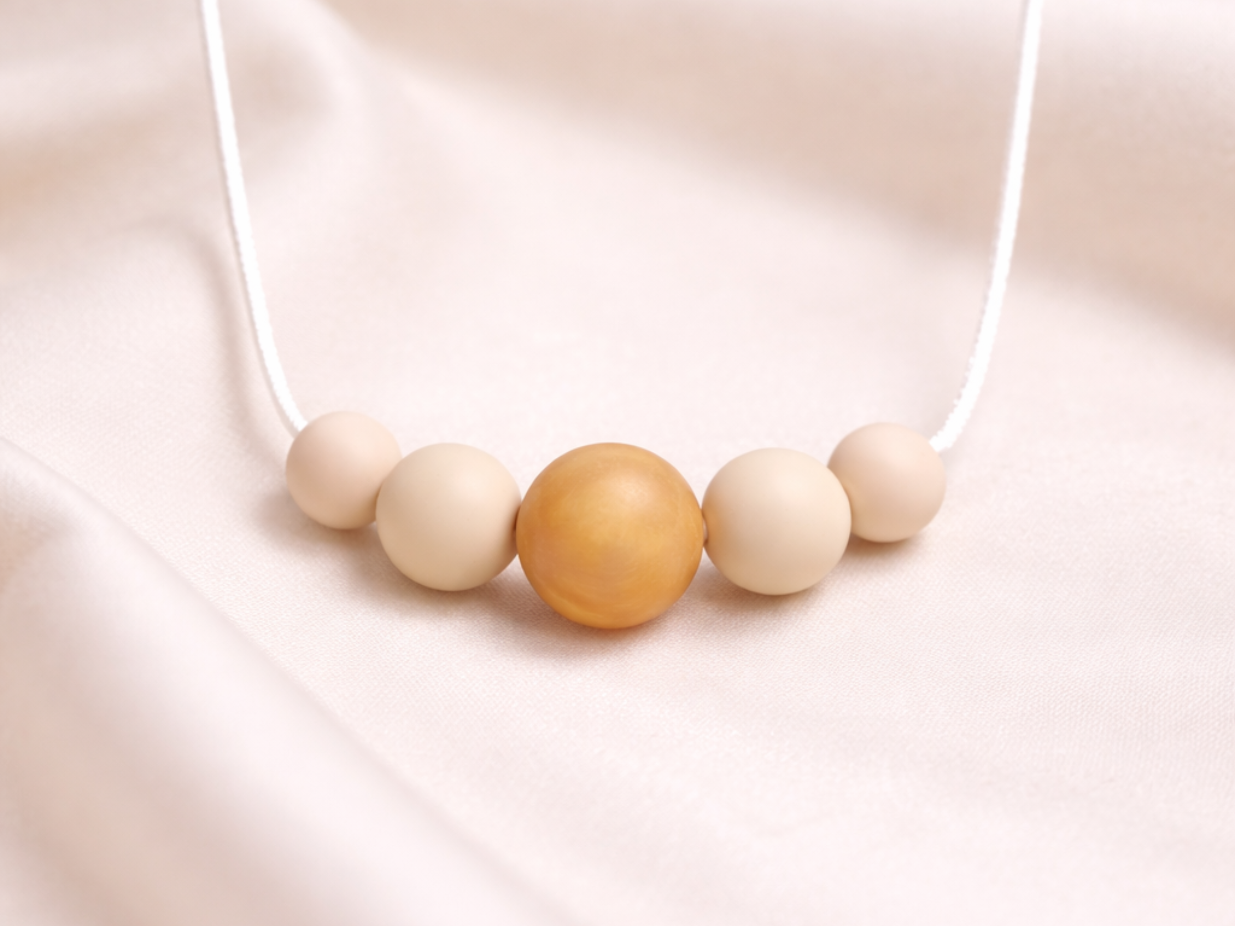 Collier silicone femme perle démotion Doré nacré