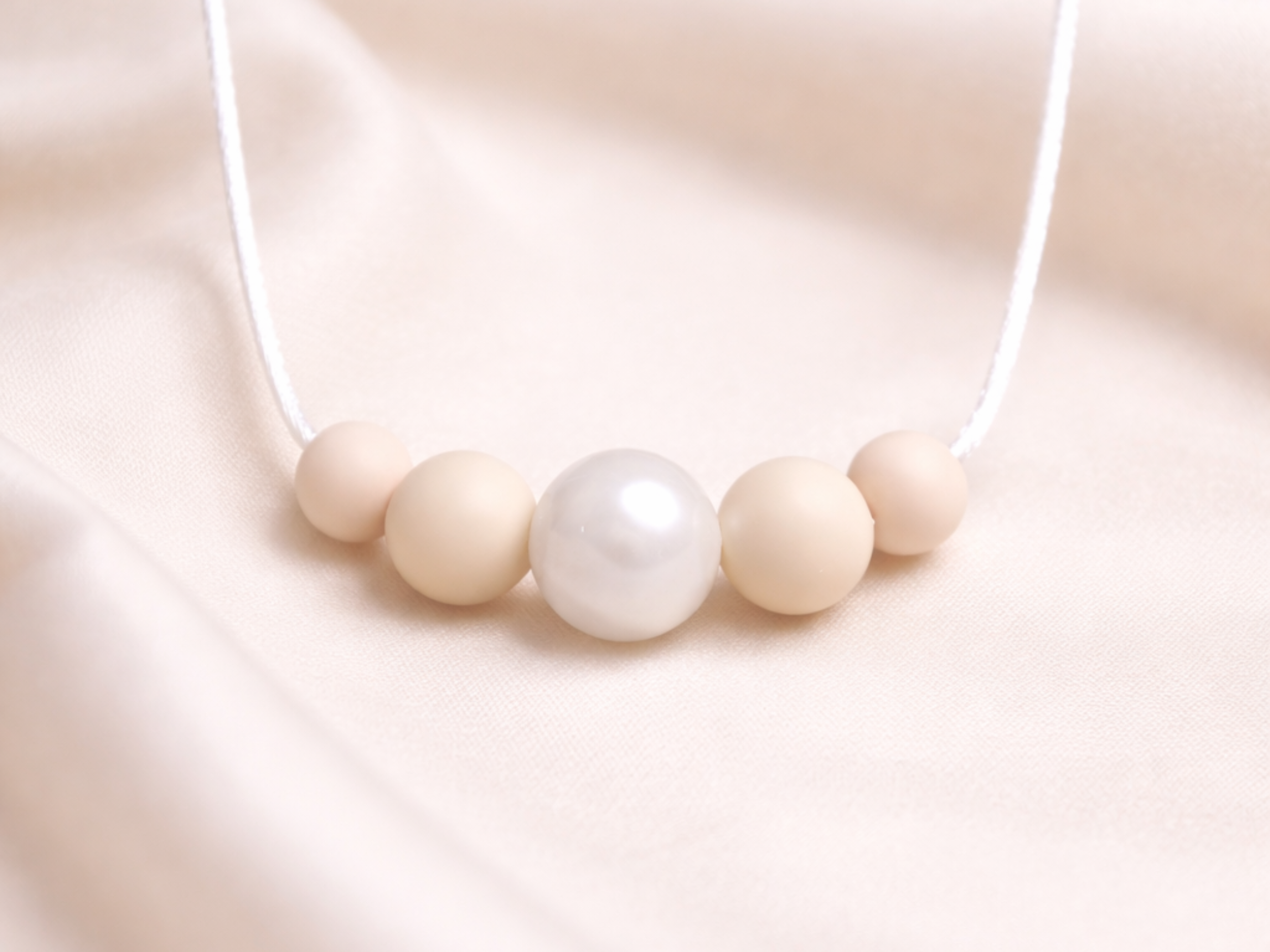 Collier silicone femme perle démotion Blanc nacré