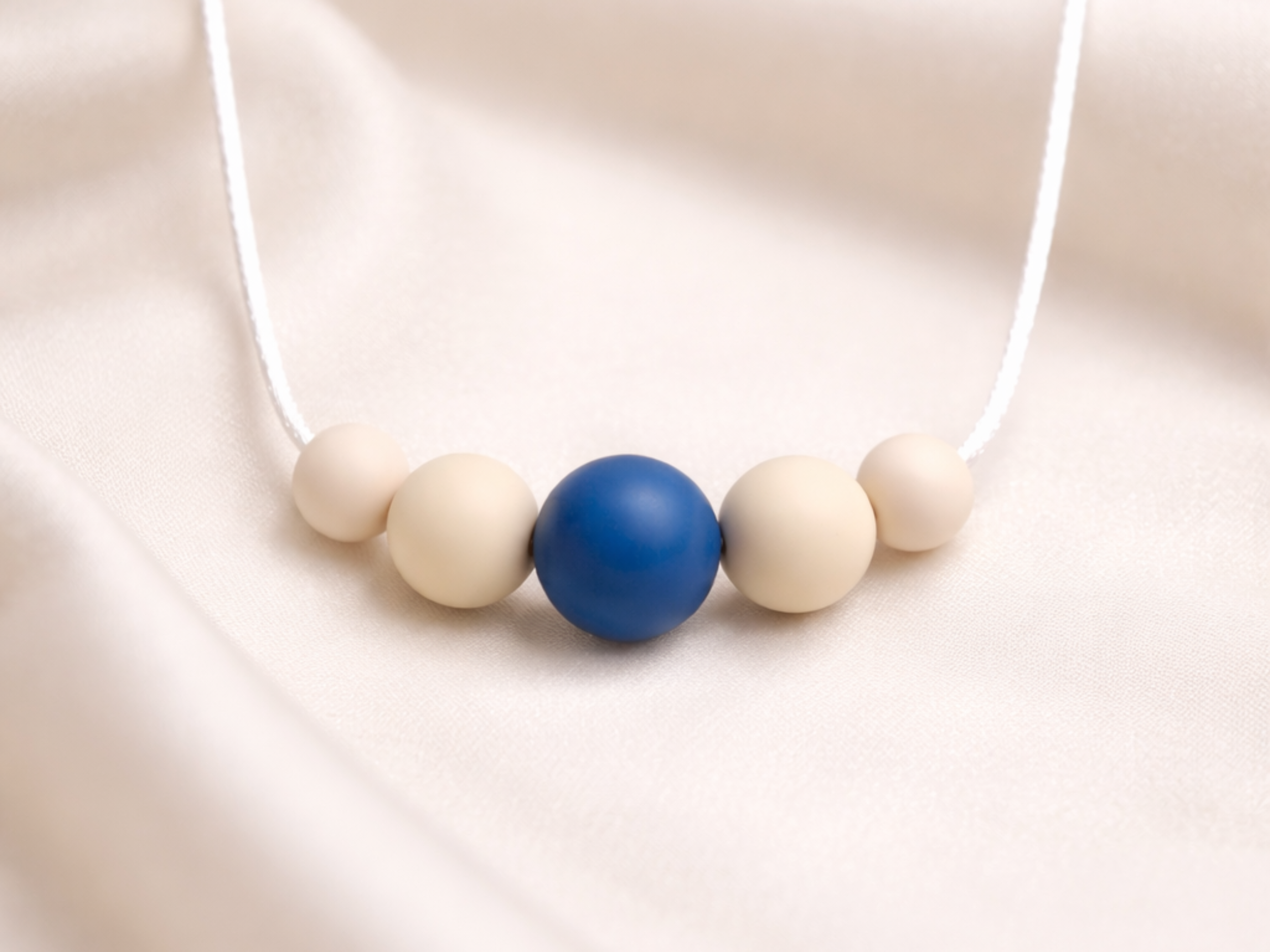 Collier silicone femme perle démotion Bleu