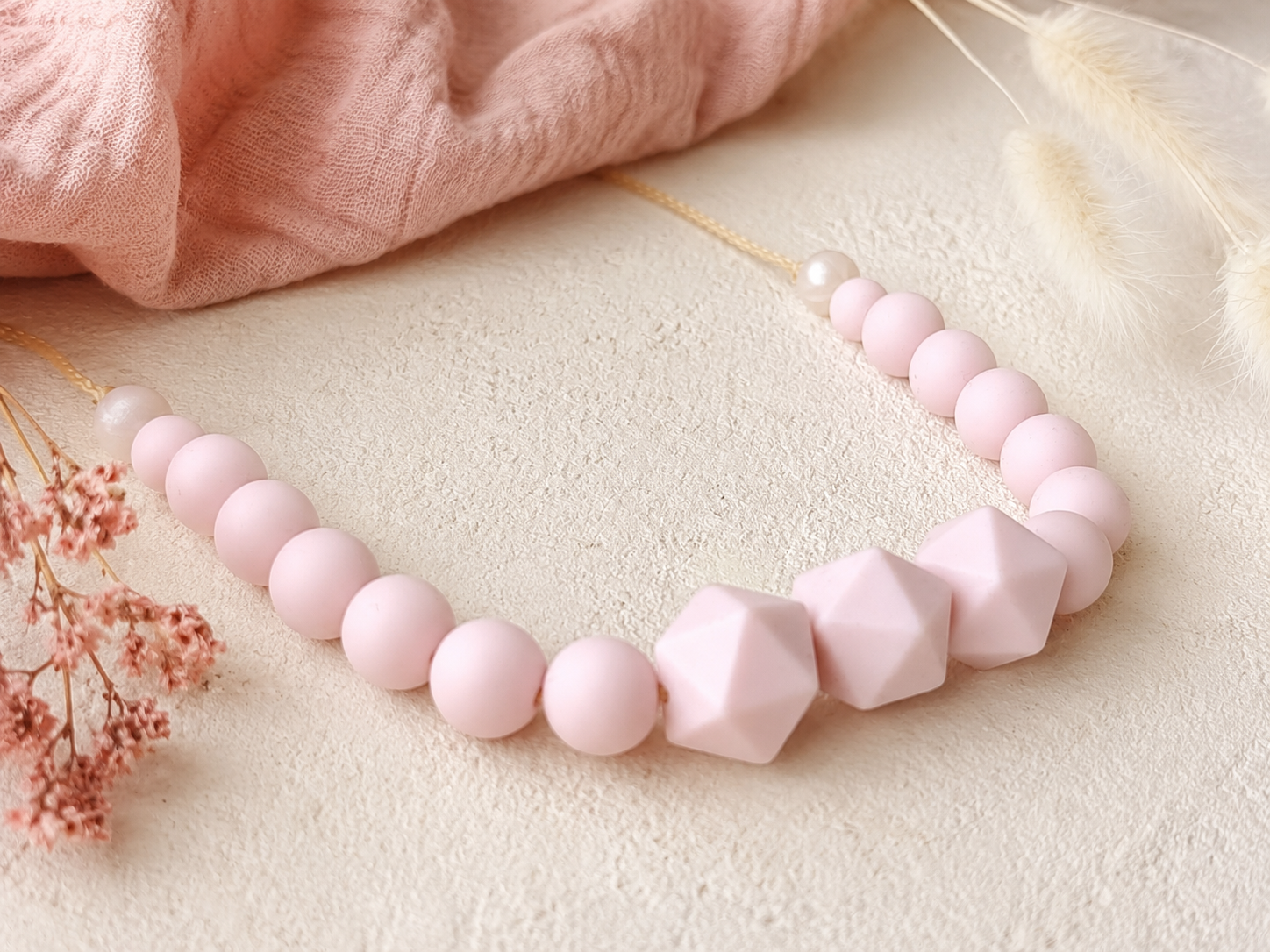 Collier femme silicone rose poudrée
