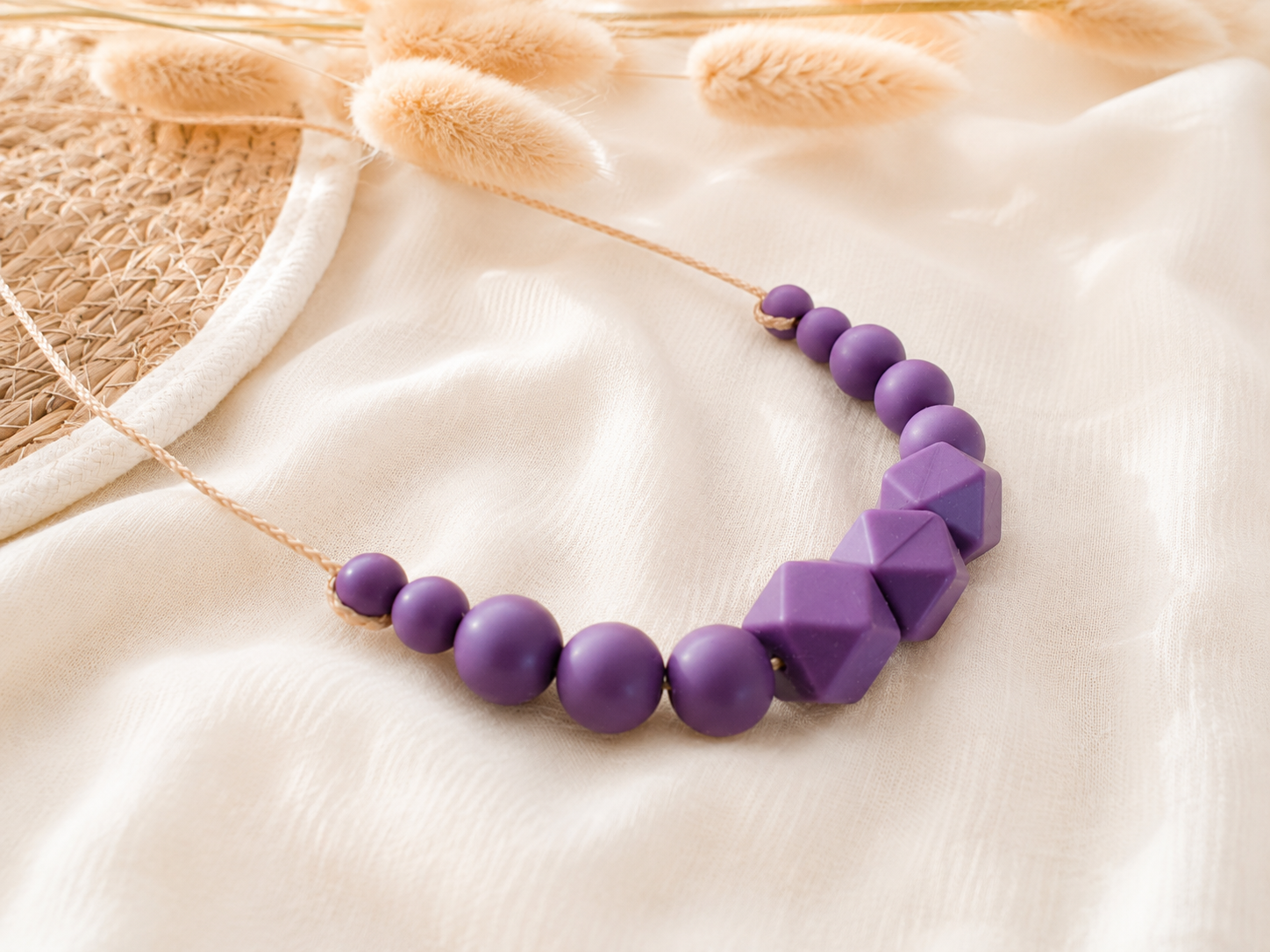 Collier femme silicone waterproof léger Galet violet