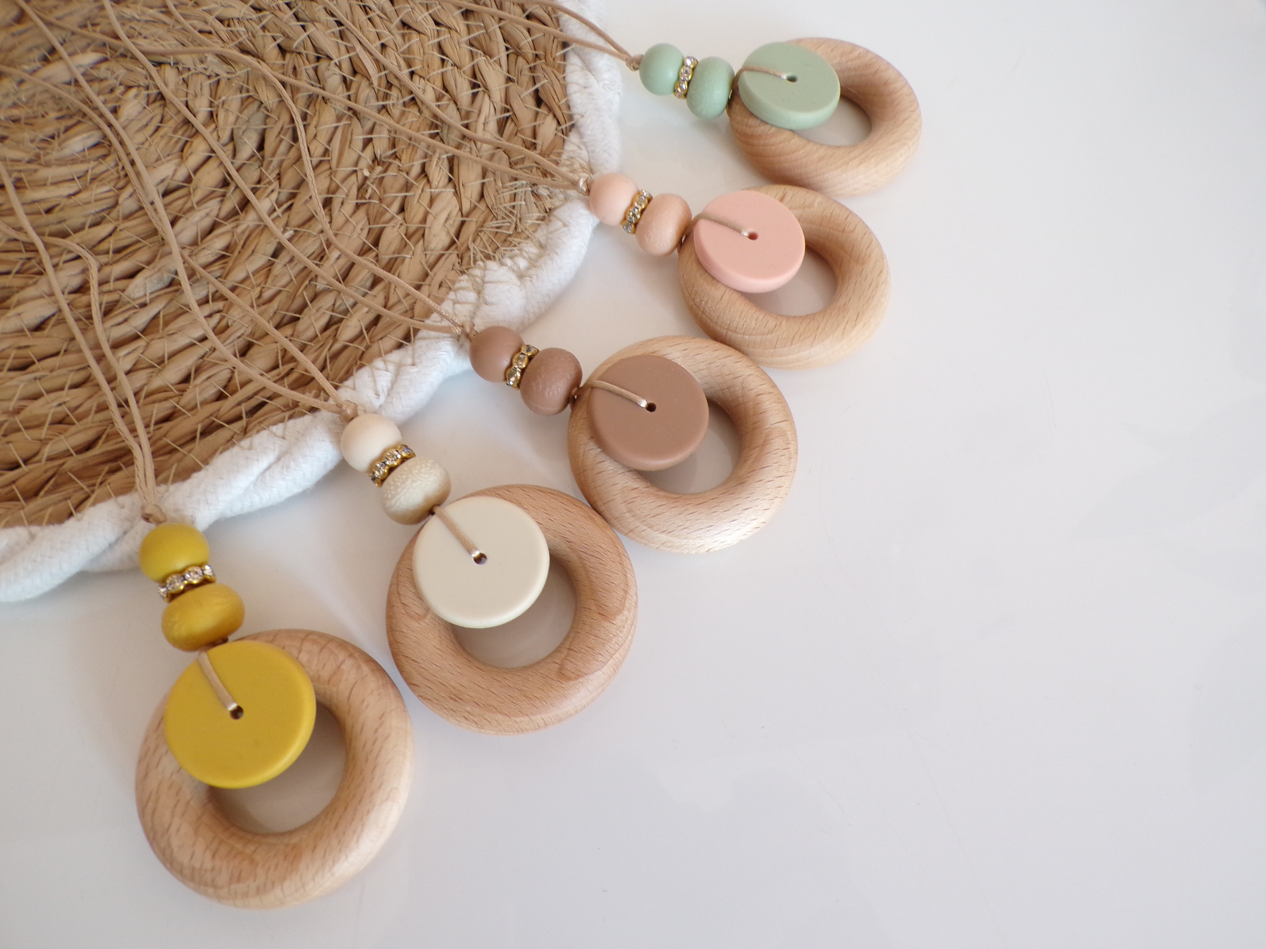 collier femme silicone et bois elegant solene