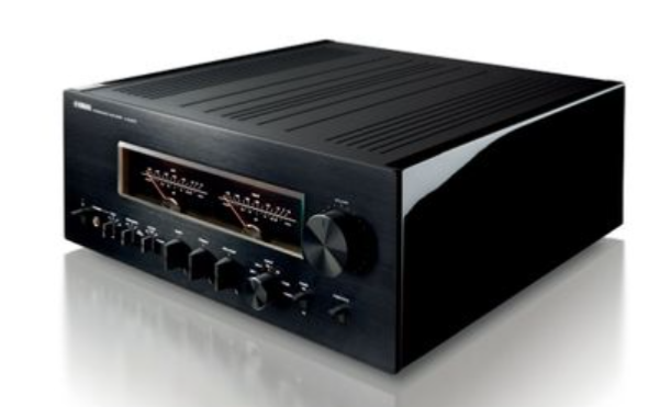 Yamaha-AS-3200-audio-video-passion-3-zoom