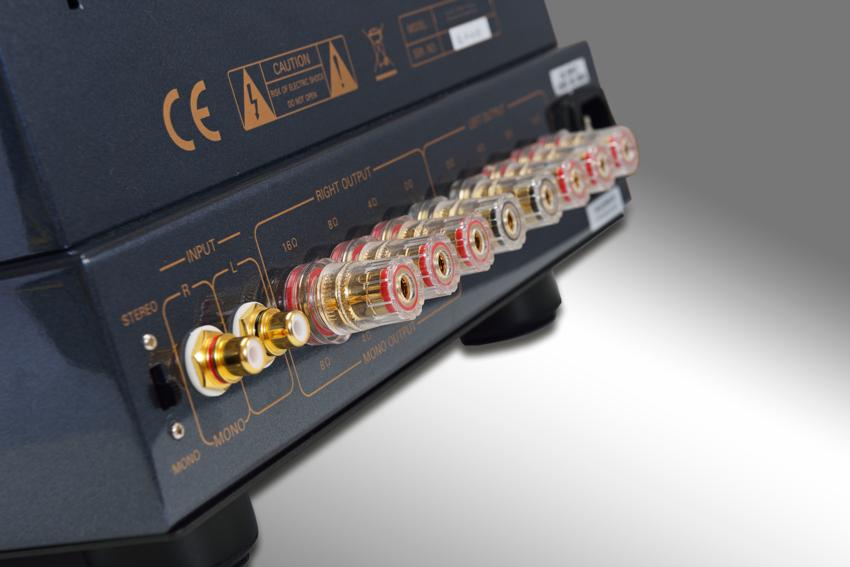 130-PrimaLuna-EVO-100-Tube-Poweramplifier-black-artistic-zoom
