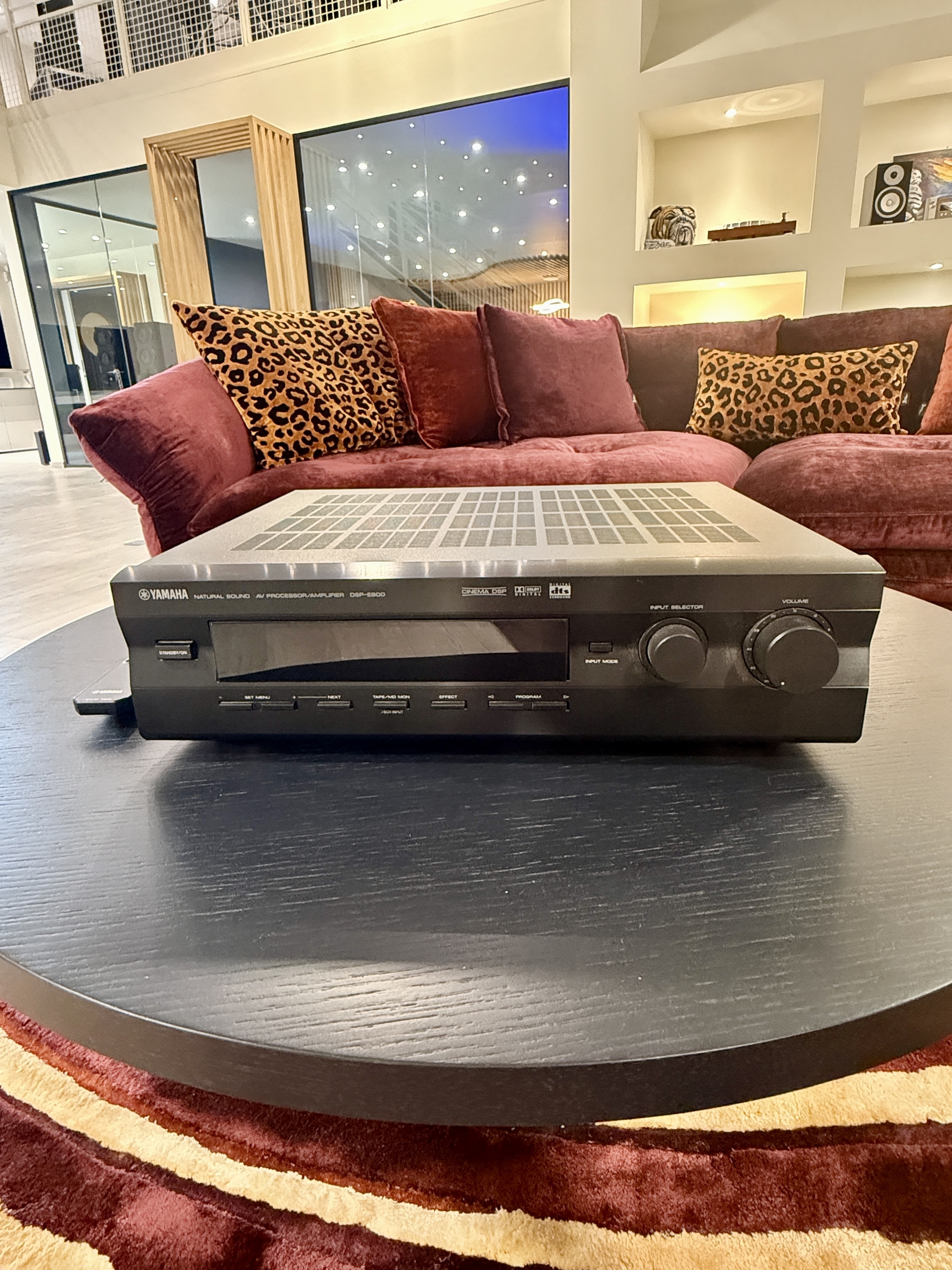 Yamaha DSP-E800 - Occasion
