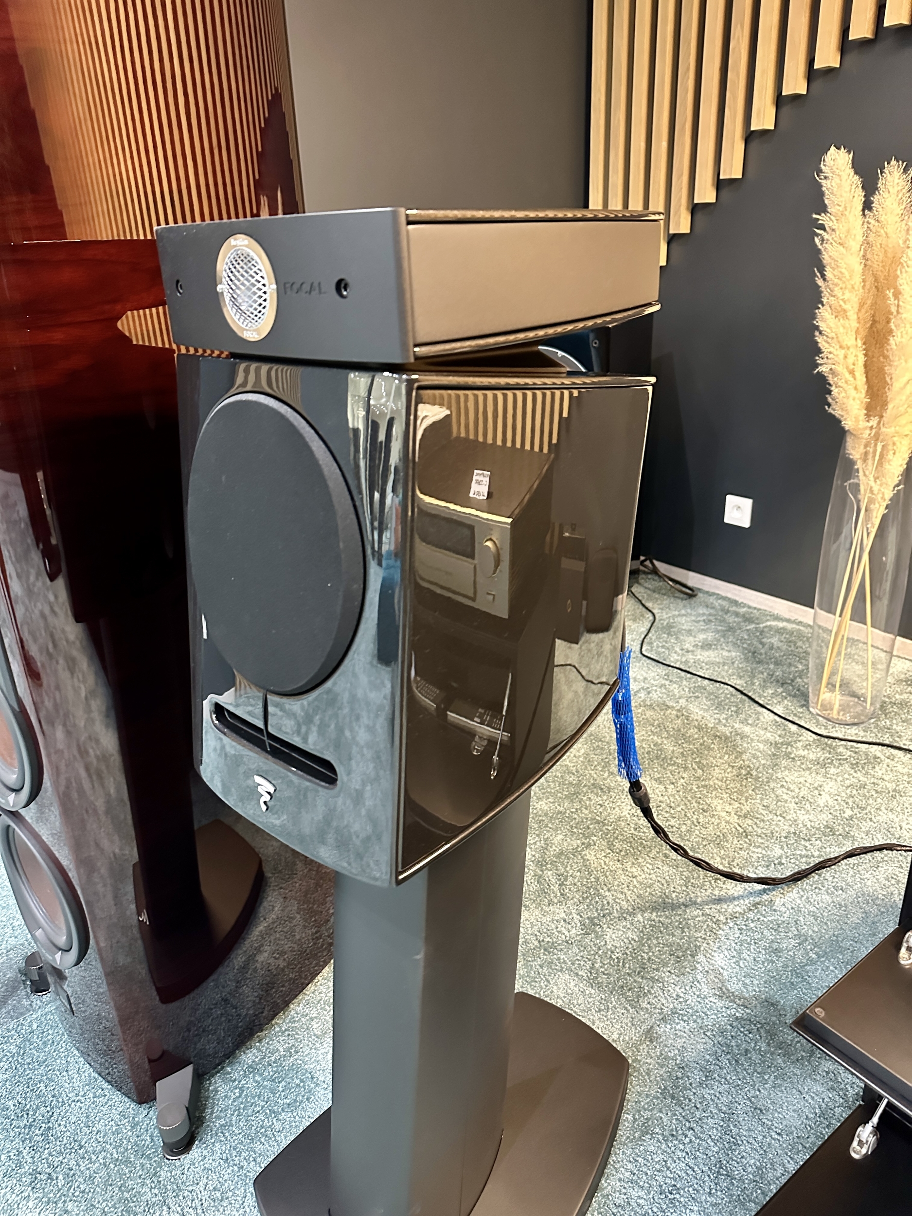 FOCAL UTOPIA DIABLO EVO BLACK LAQUER + PIEDS