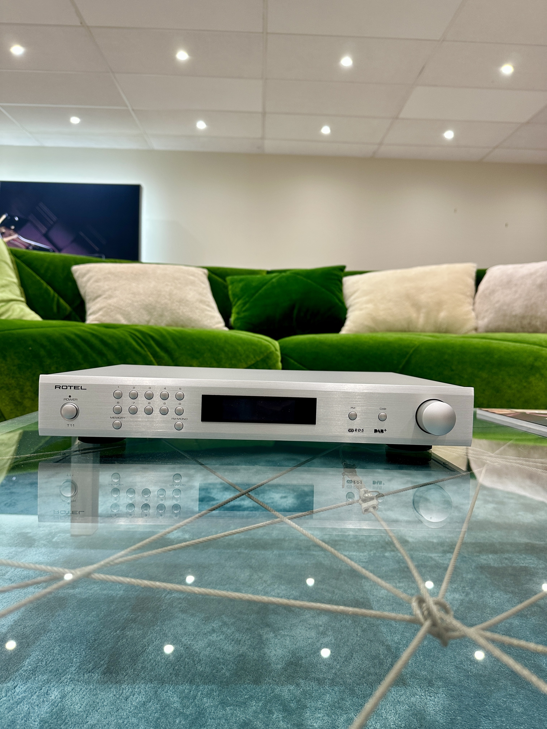 ROTEL T11 SILVER EN ÉCOUTE DANS NOTRE SHOWROOM