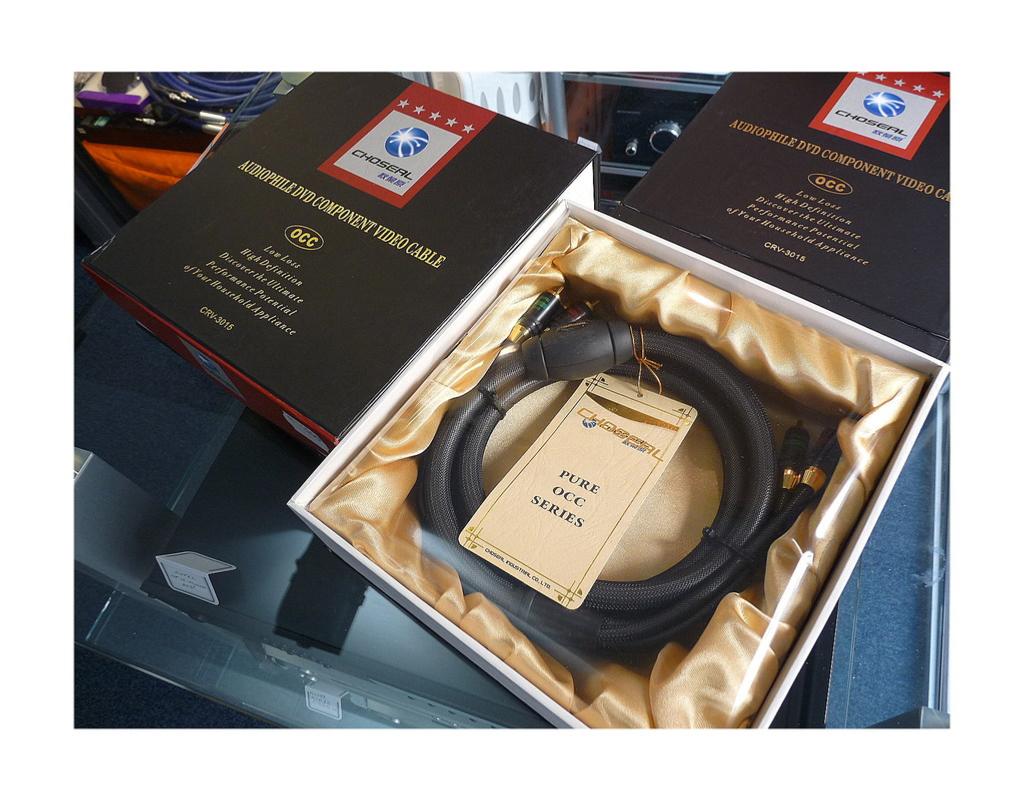 Câble YUV CHOSEAL CRV-3015 1,80m.