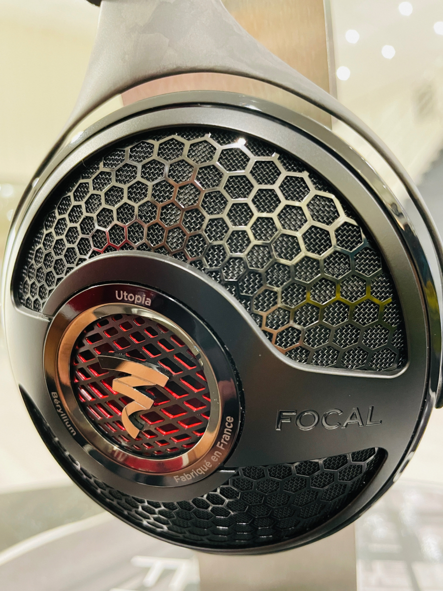 focal-audiovideopassion-com-zoom